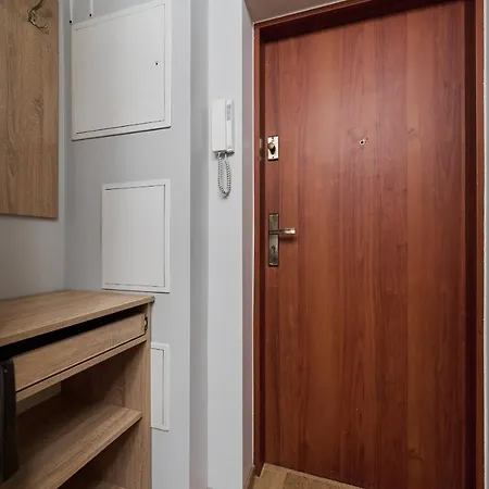 Wyszynskiego With Air Conditioning And Free Parking By Renters Apartament